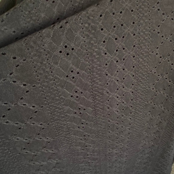 Jordan Taylor black coverup large v neck midi knee length eyelet cutouts - Picture 6 of 7